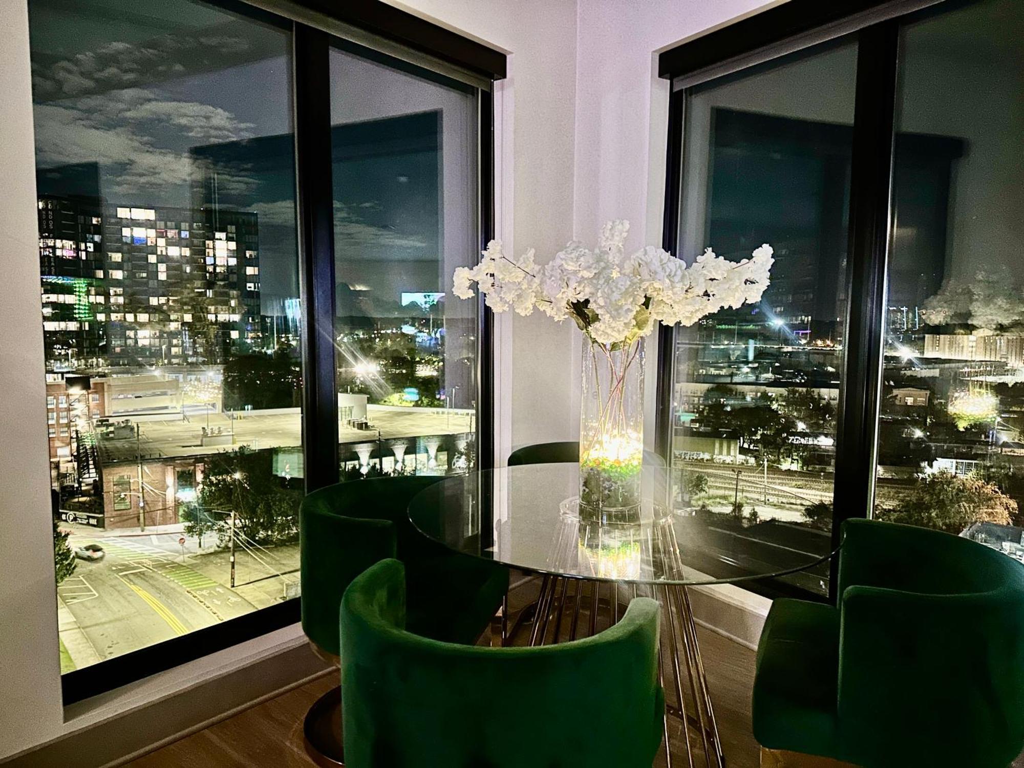 Modern Luxury At The Interlock Apartment Atlanta Exterior photo